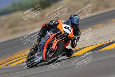 media/Sep-11-2022-SoCal Trackdays (Sun) [[81b7e951af]]/Turn 16 (945am)/